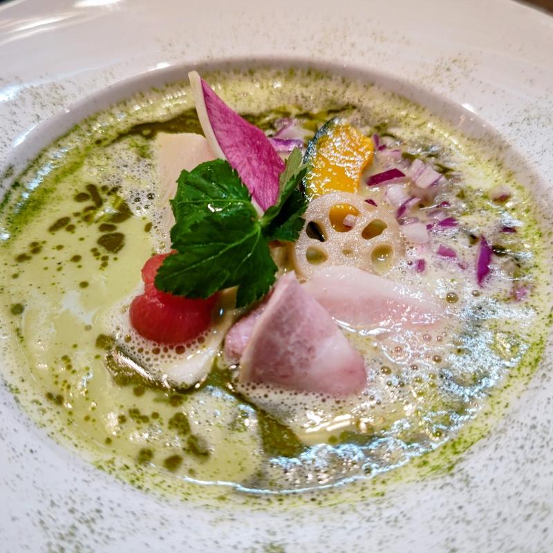 宇治抹茶鶏白湯Soba＋紫玉ねぎ(銀座 篝(かがり)鎌倉店)