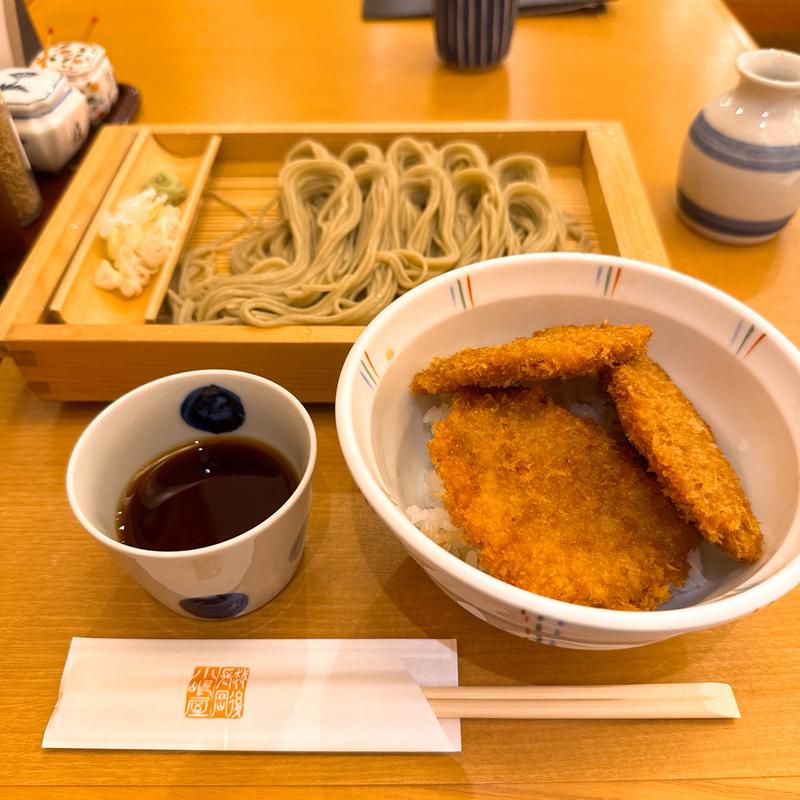 へぎそばとタレかつ丼（小）セット(そば処　長岡小嶋屋 本店 （こじまや）)
