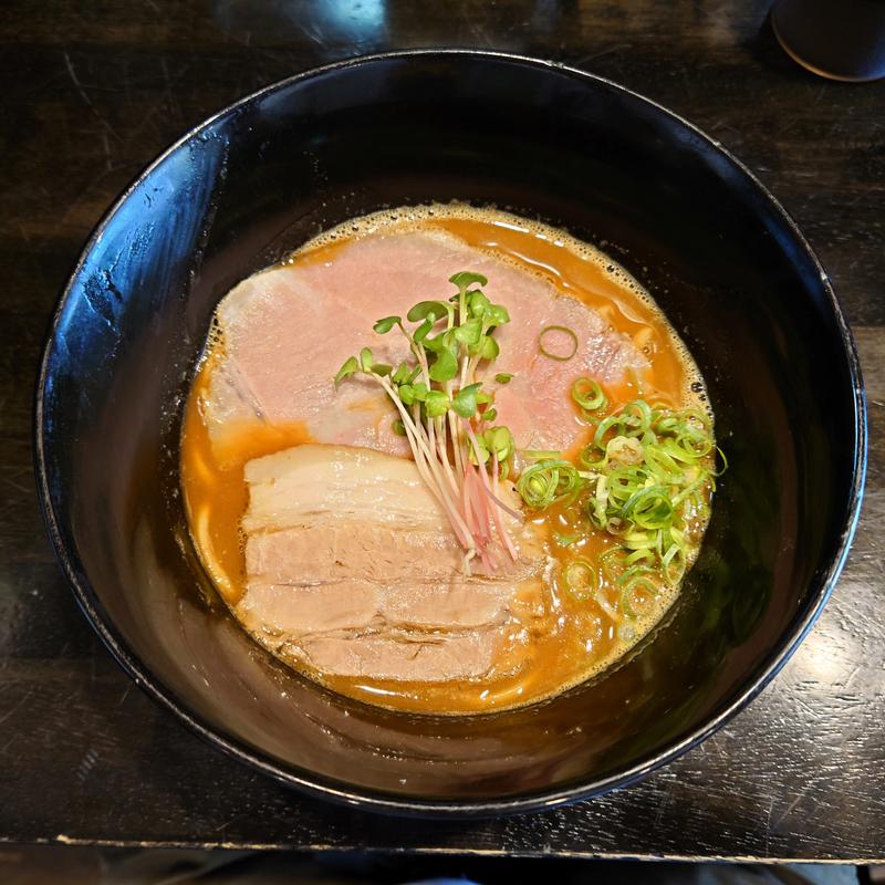 鶏白湯ブラウン(麦とラーメン)