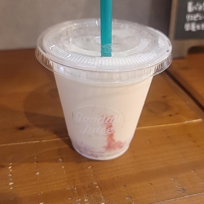つぶつぶいちごバナナミルク(グッデイジュース （Gooday juice）)