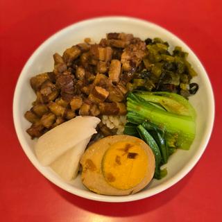 魯肉飯