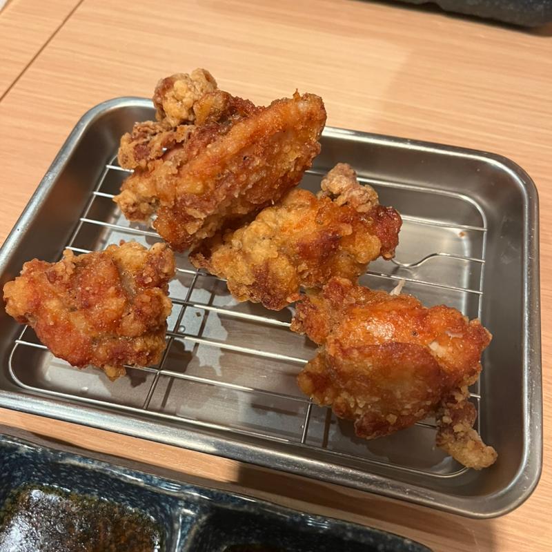 もも肉唐揚げ(餃子のかっちゃん中洲店)