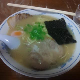 玉子入りラーメン