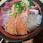 海鮮丼