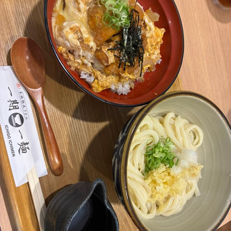 日替り丼ランチ(本格熟成うどん 一期一麺 )