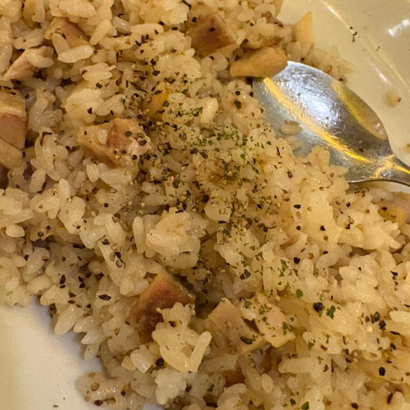 ガーリックピラフ(白金肉Grill&BBQ プラチナミ－ト)