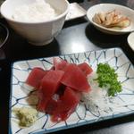 生本まぐろ切りおとし定食