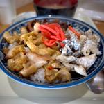 三色つぶ丼