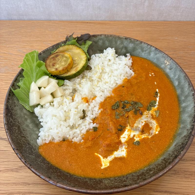 本日のカレー（バターチキンカレー）(喫茶トモロヲ)