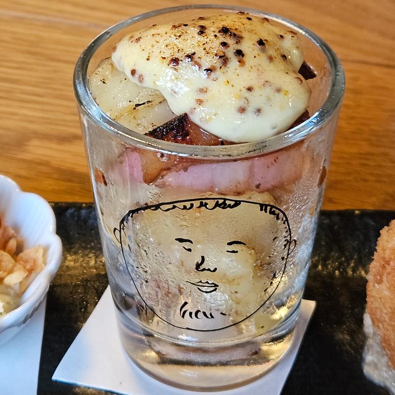 ゴロっとベーコンのホットポテサラ(居酒屋 ひでじろう)
