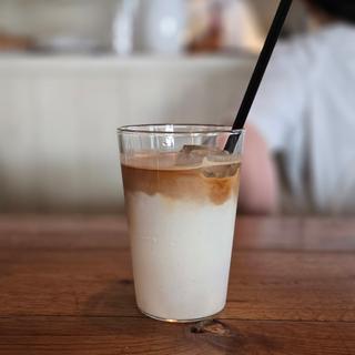 カフェラテ アイス(cafe&bar anthem)