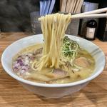 背脂鶏白湯 塩