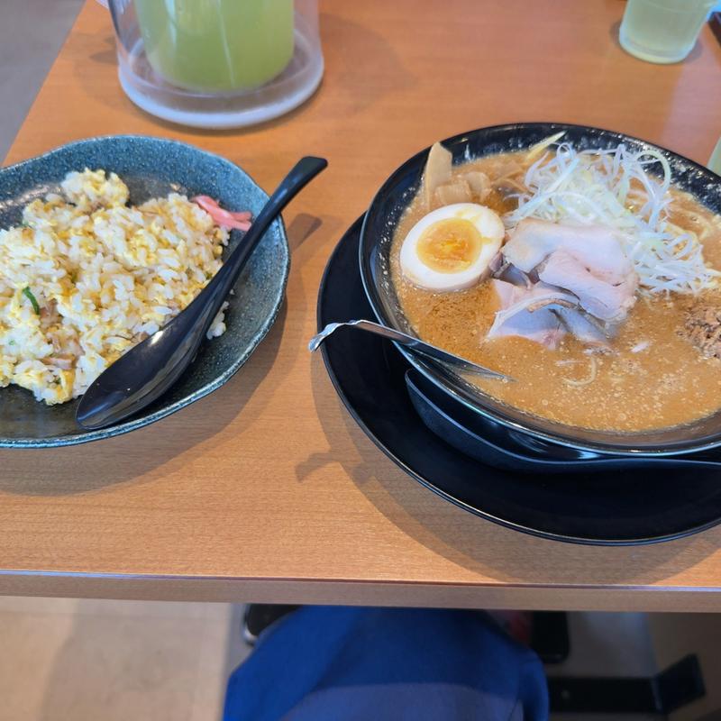 チャーハンセットとランチ餃子(一刻魁堂 一ツ木店)