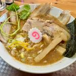 ラーメン中盛り＋チャーシュー