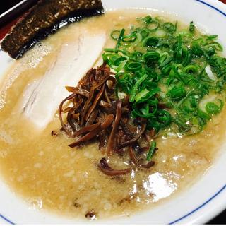 濃厚とんこつラーメン