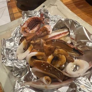 焼スルメイカ肝ソース