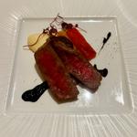 牛ロースのロティ　バルサミコソース