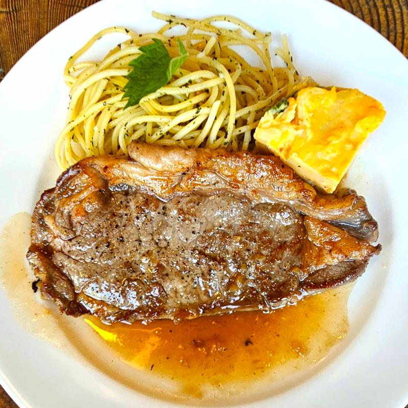 ビーフステーキ(ラ・タベルナ )