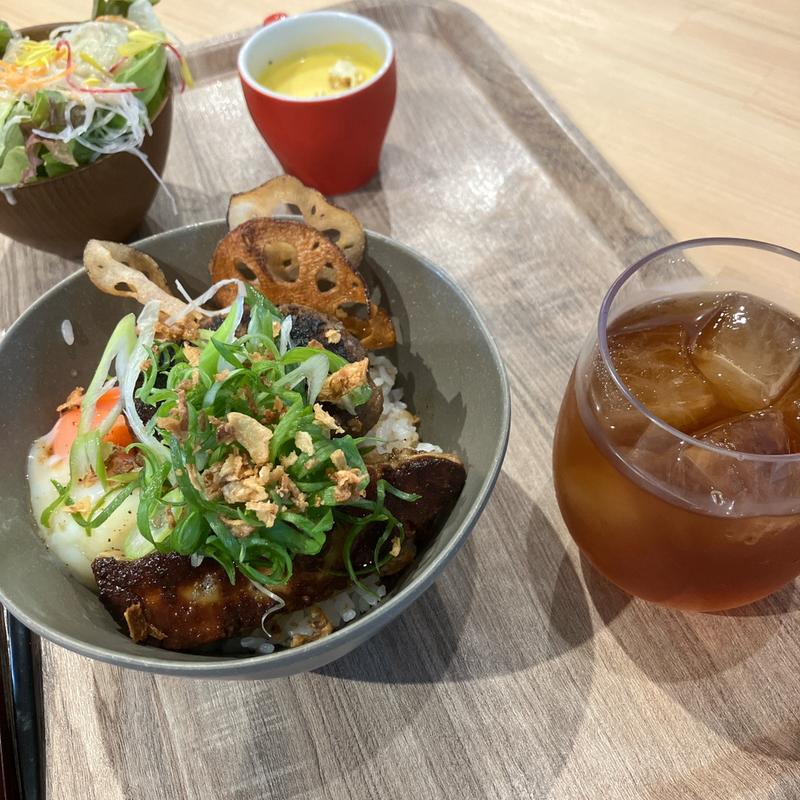 フォアグラハンバーグ丼(ニコとモク)