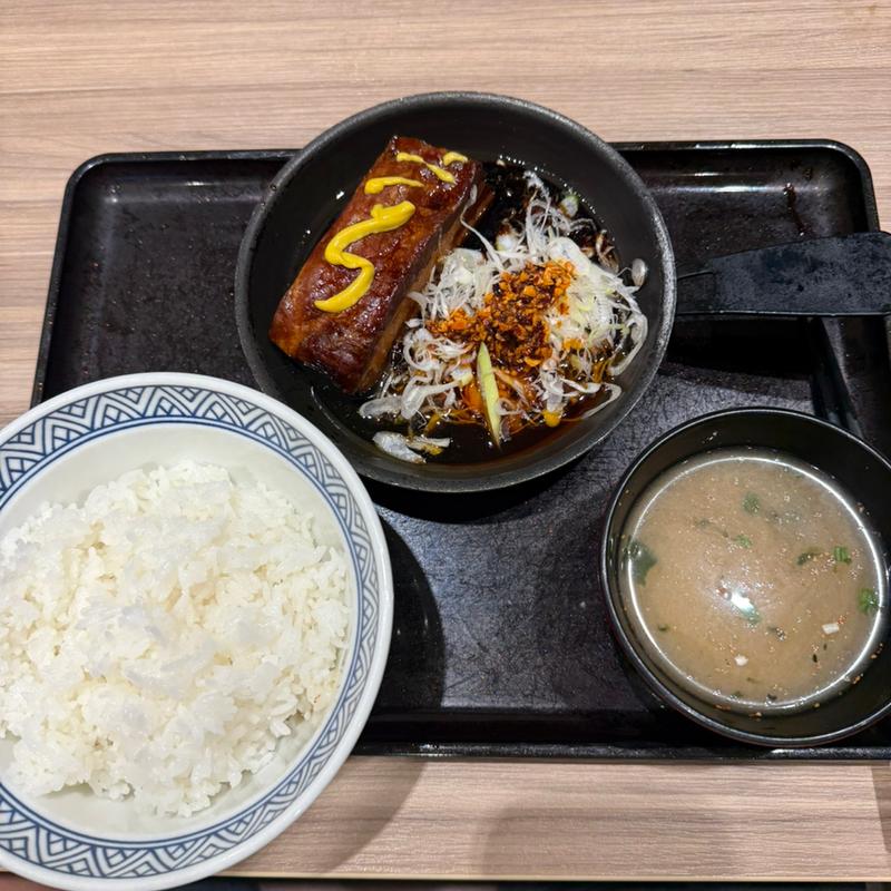 厚切り豚角煮定食(吉野家 尾久橋通り舎人店)