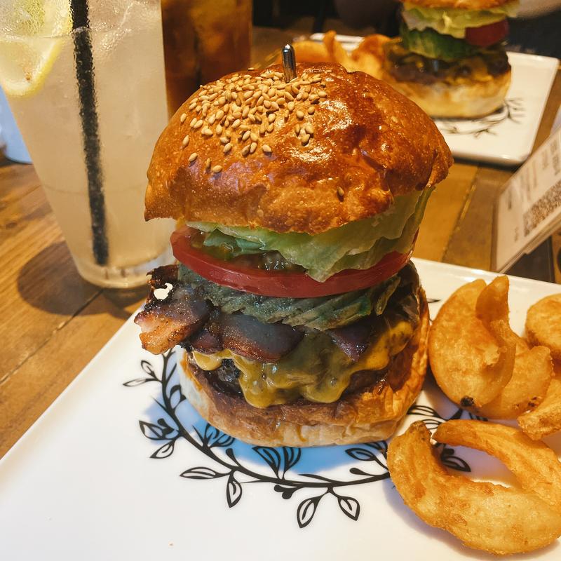 Folky Smoky Bacon Cheese　フォーキースモーキーベーコンチーズ(folk burgers&beers)