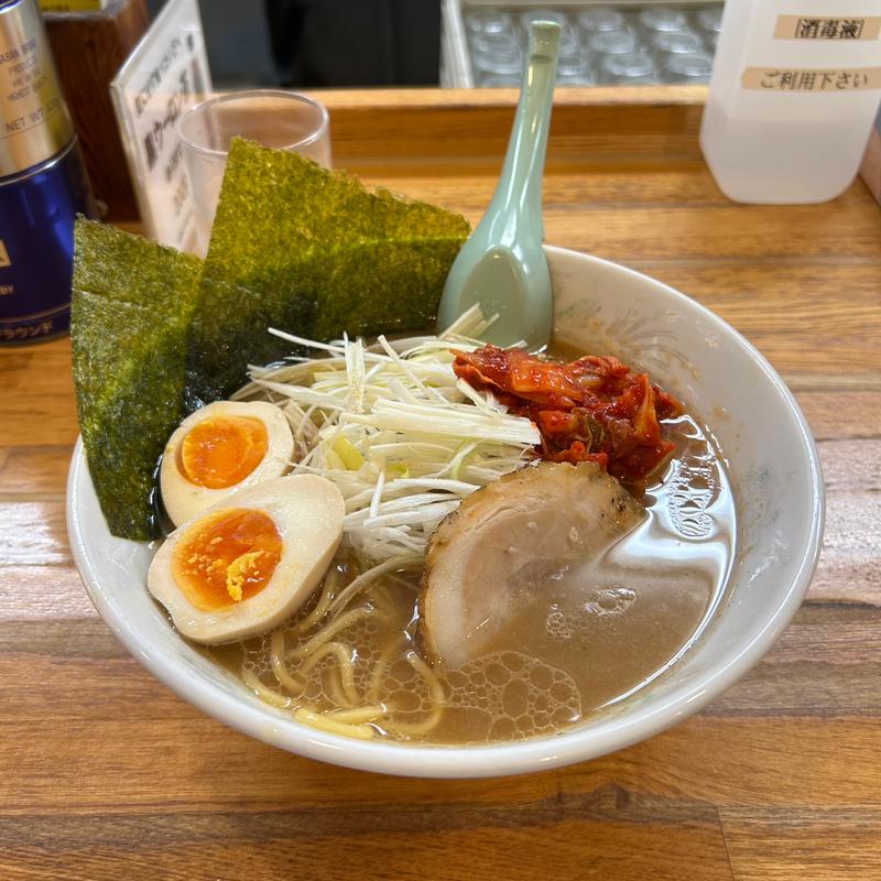 醤油ねぎラーメン(味玉子、キムチトッピング)(ラーメン 三太 モール街店 （さんた）)