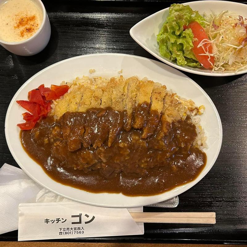 ピネライス(洋食屋 キッチンゴン 六角店)