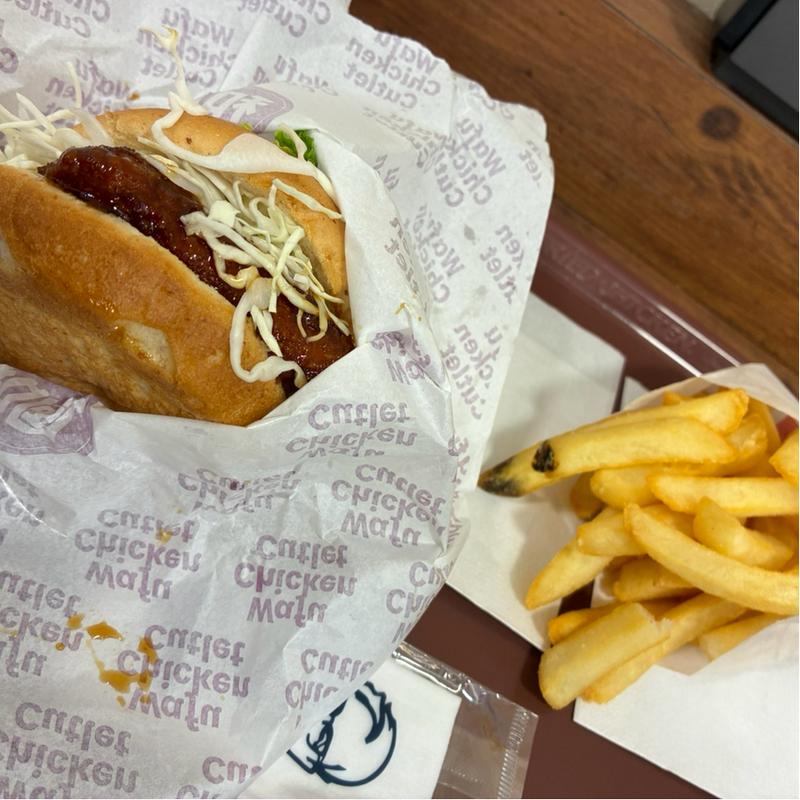 和風チキンカツバーガーセット(ケンタッキーフライドチキン関西スーパー西冠店)