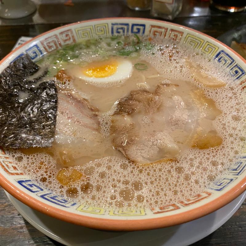 昔ラーメン(久留米 大砲ラーメン 天神今泉店)