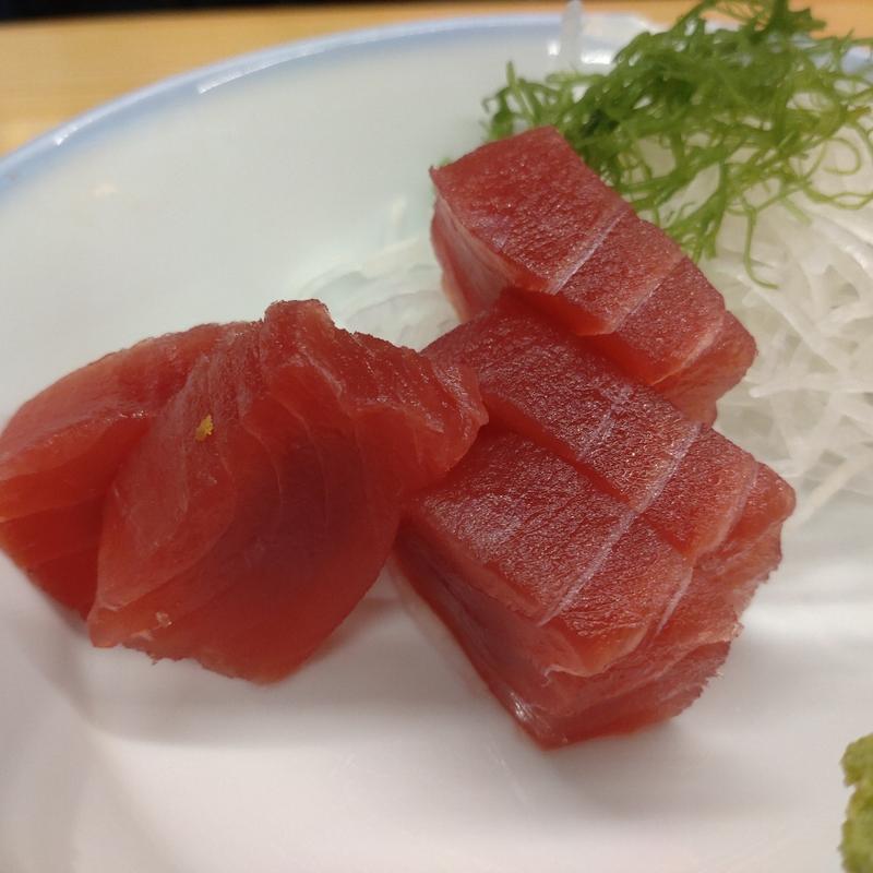 まぐろさしみ(いづみや 本店)