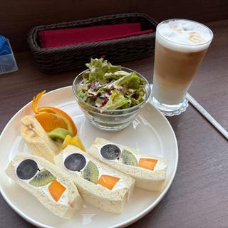 モーニング
