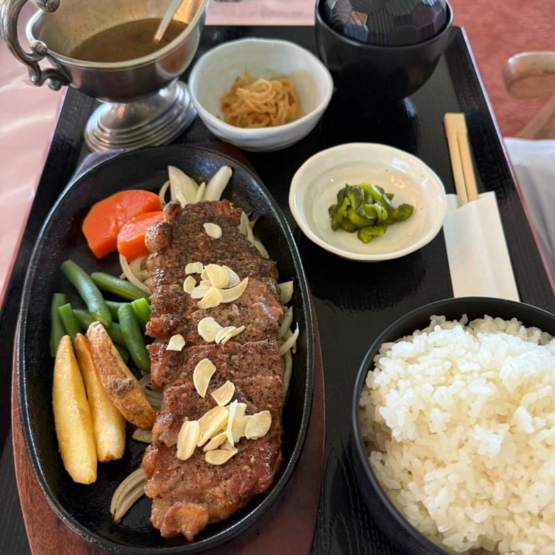 牛ステーキ膳(桜ゴルフ倶楽部 )