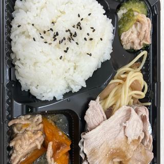 あえて、ギョーザ、枝豆と干しえびのまぜご飯