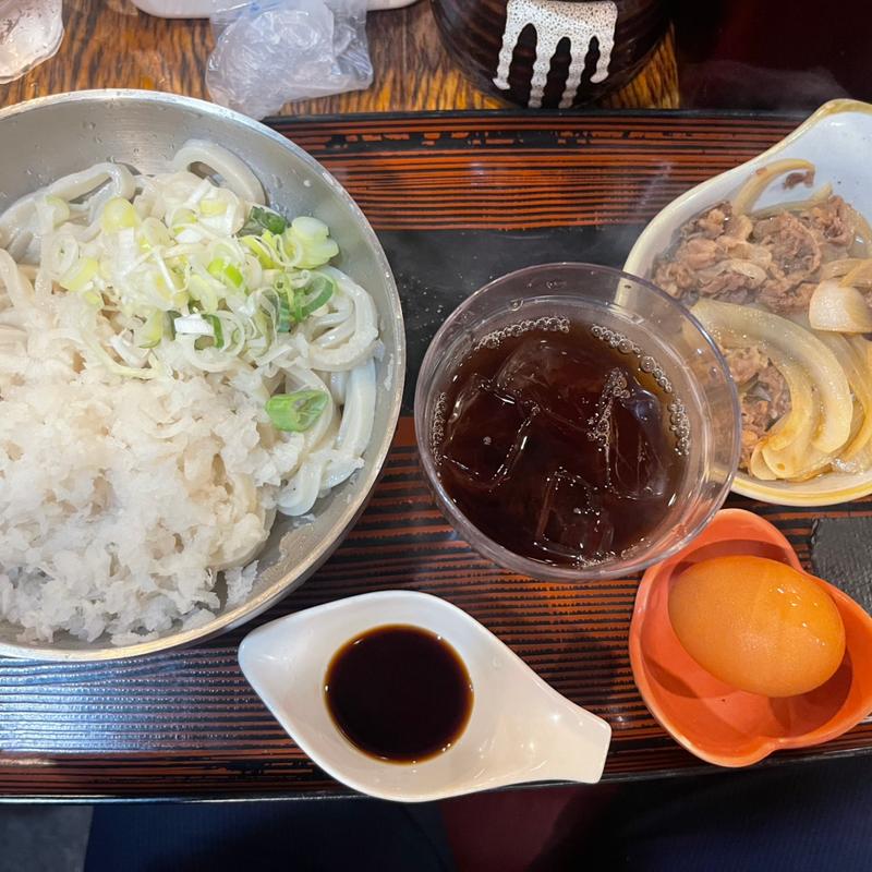 鬼おろし肉ぶっかけ(武州うどんあかね&みどりダイニング)