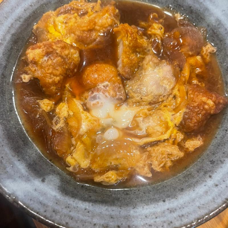 唐揚げ玉子とじ(武州うどんあかね&みどりダイニング)