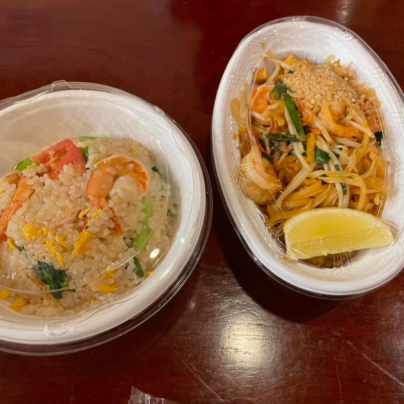 エビチャーハン ＋ パッタイ(タイレストランメサ)