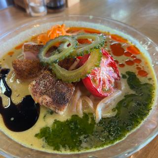 冷やしカレーそば(麺 㐂色)