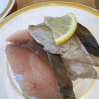 アジ食べ比べ ・生・塩炙り