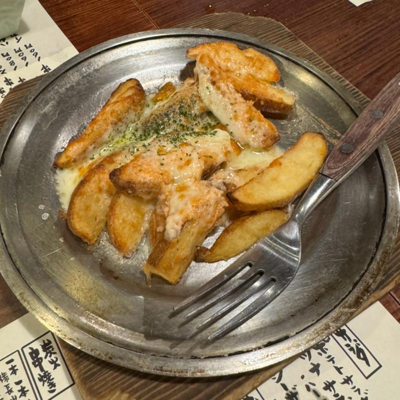 明太子ポテトチーズ焼き(鍛冶屋 文蔵 有楽町店)