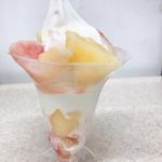 完熟白桃パフェ