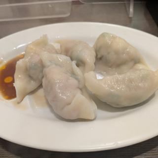 水餃子5ケ(手打餃子房 龍華 （テウチギョウザボウ リュウカ）)