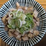 ミニチャーシュー丼(めん処 鶴つる)