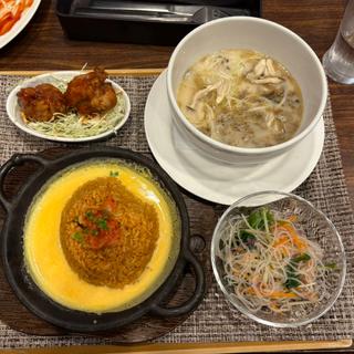 鉄板まぜまぜチャーハンの韓流膳(ジョナサン 川口駅前店)