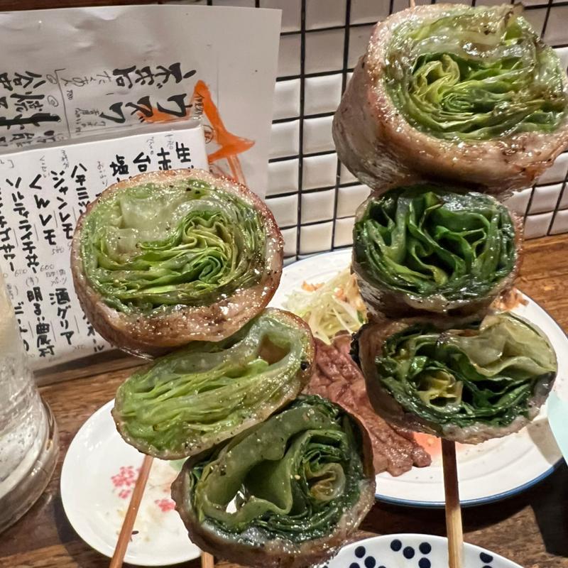 豚巻きレタス(ベロ焼きピカソ)