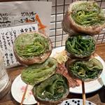 豚巻きレタス