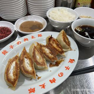 餃子定食(6個)(餃子の肉太郎)