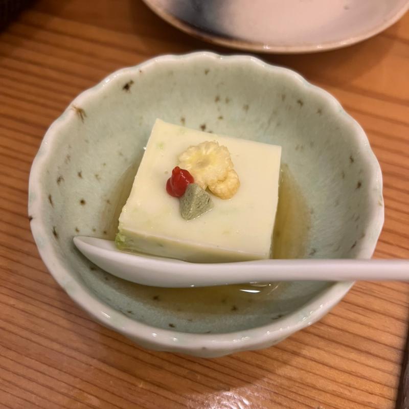 お通し(枝豆豆腐)(あじ菜)