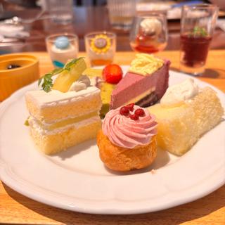 ビュッフェ