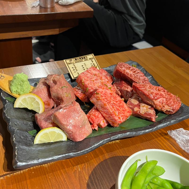 ぐら三種の神器盛り(炭火焼肉 ぐら)