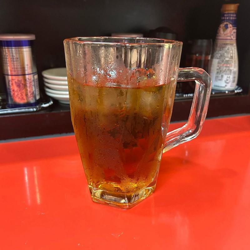 烏龍茶(中華料理 万里)